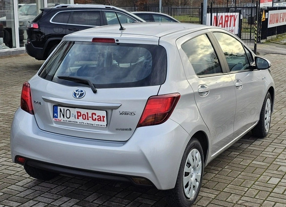 Toyota Yaris cena 49900 przebieg: 63000, rok produkcji 2016 z Olsztyn małe 497